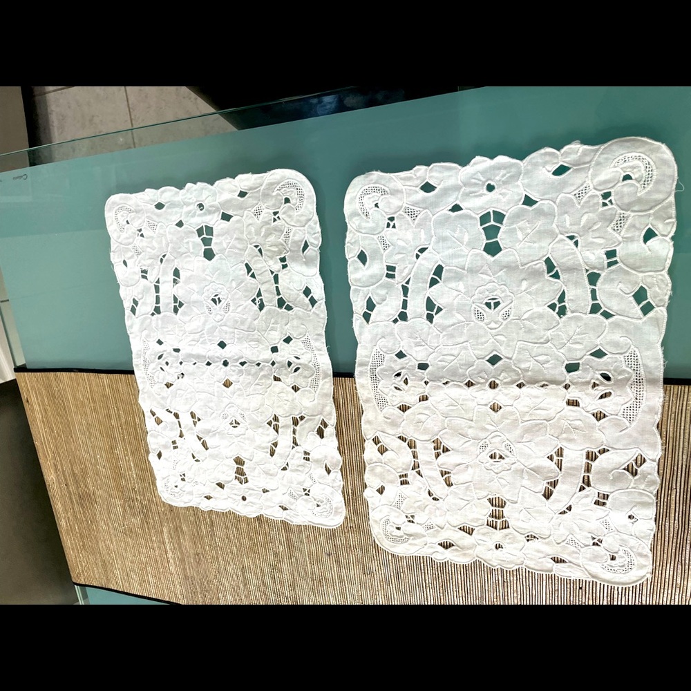 2. Small center table hand made in Sicily